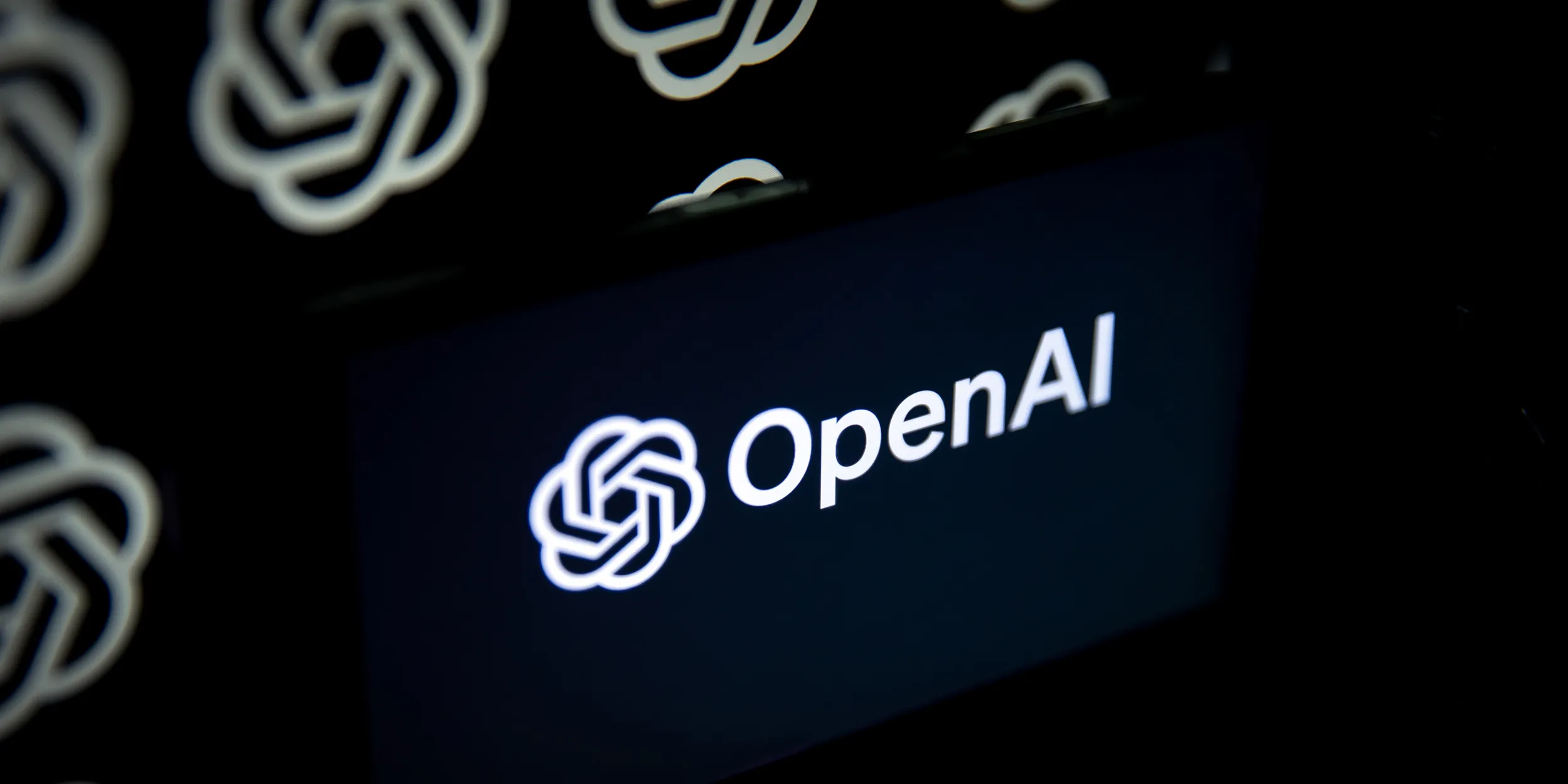 Read more about the article OpenAI купила домен Chat.com более чем за $10 млн
